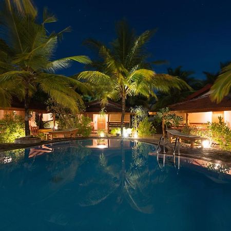 Babar Point Hotel Arugam Bay Bagian luar foto